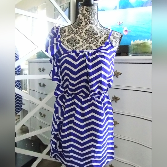 Chevron One Shoulder Ruffle Mini Dress - Picture 13 of 14